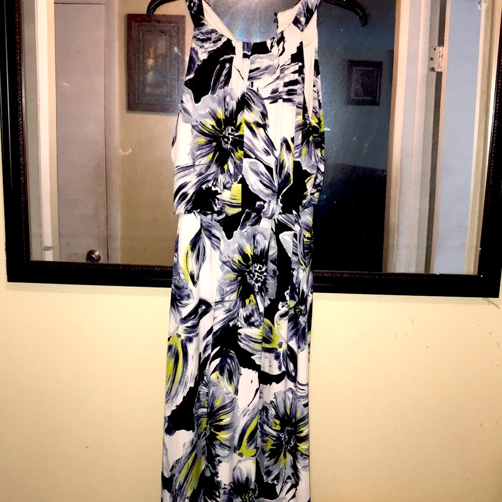 Chico multi colored dress size 1